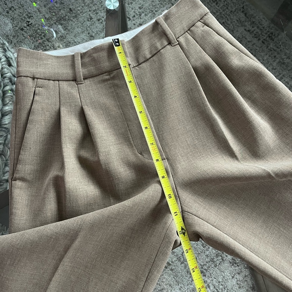 Aritzia The Effortless Pant™ - (Re)ssential Elegant Tan Wide Leg Trousers Sz 0 - Picture 13 of 17